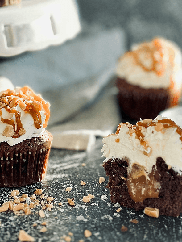 Salted Caramel Pretzel Cupcakes